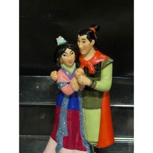 Disney Parks exclusive porcelain figurine of Mulan and Li Shang.